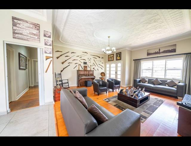 BUSINESS FOR SALE IN PRIMROSE HILL